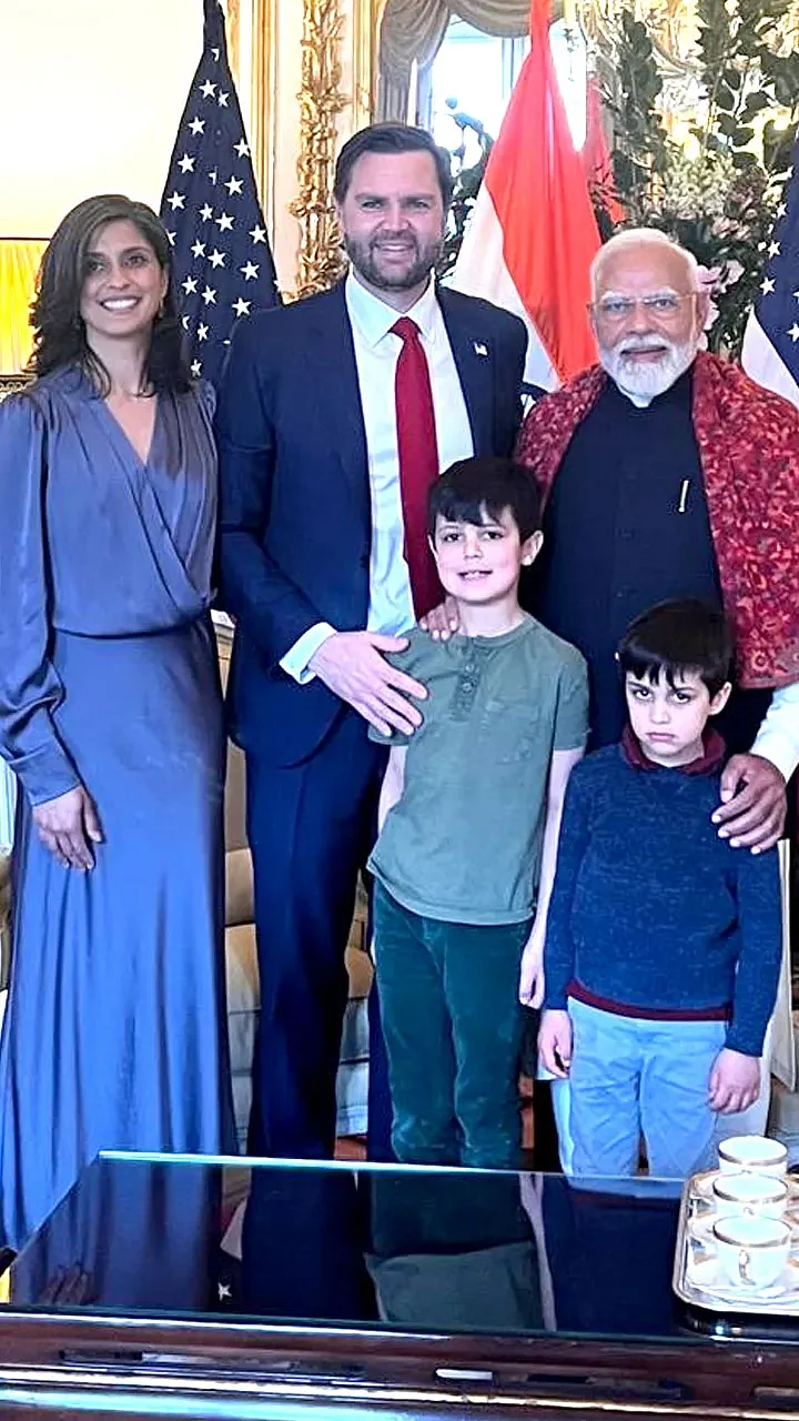 JD Vance and Family 1