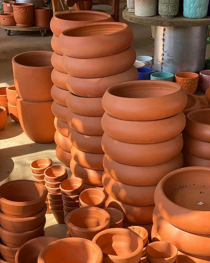 earthen pots. 3