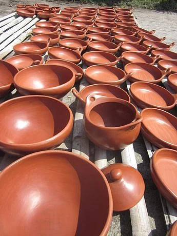 earthen pots. 4