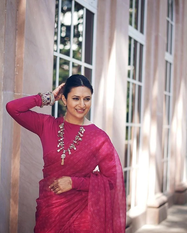 Divyanka Tripathi Saree