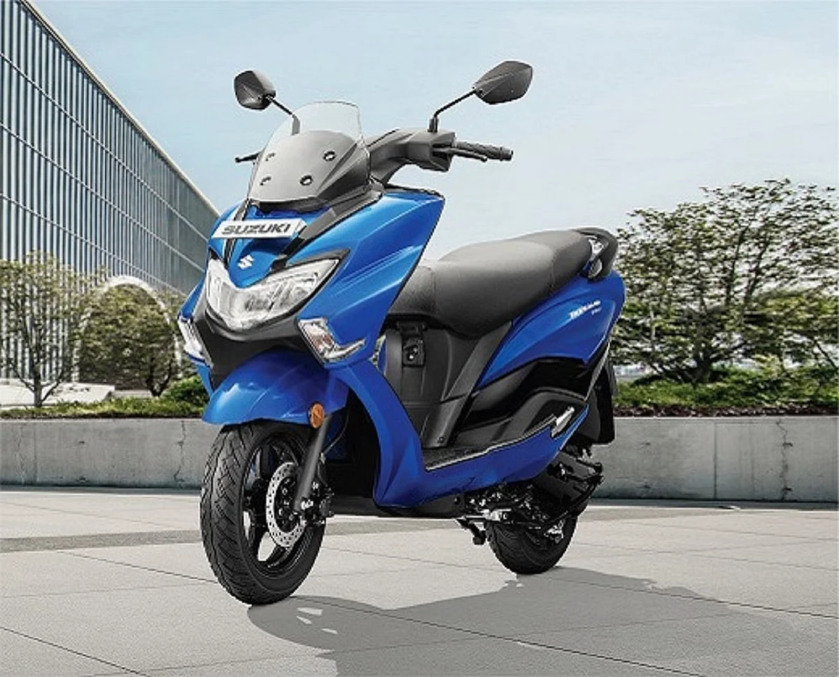 suzuki burgman street