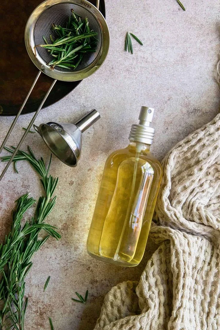Rosemary Oil. 6