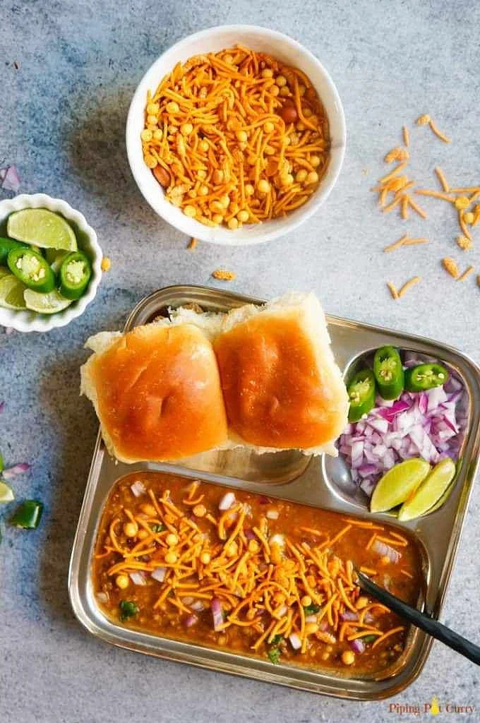 Misal Pav Indian Snacks