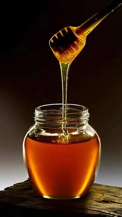 spoon of honey. 3