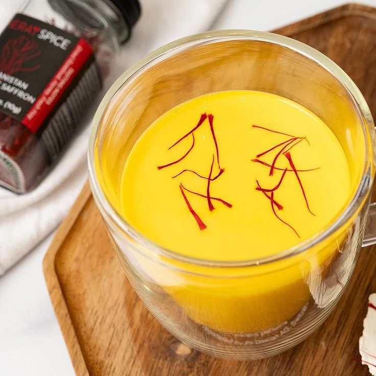 Saffron in milk. 8