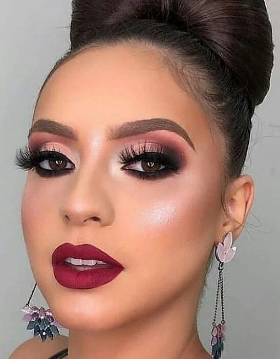 makeup. 4