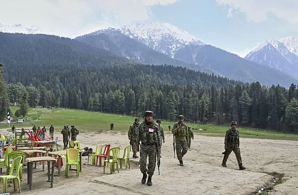 कांग्रेस और डीपीएपी नेताओं ने जताया दुख मांगी सख्त कार्रवाई