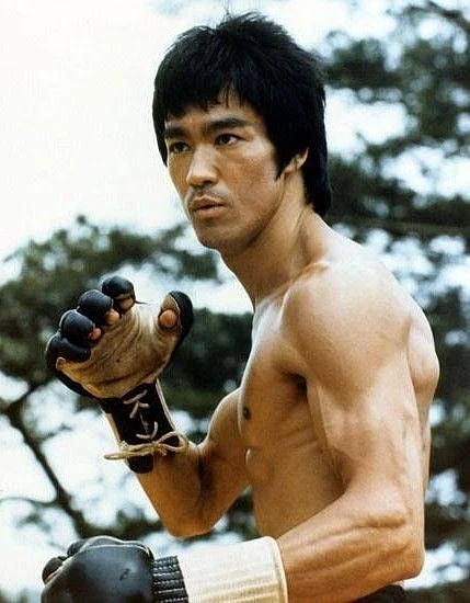 Bruce Lee 7ob uyo