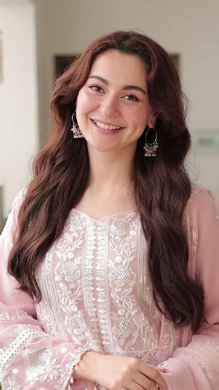 Hania Amir