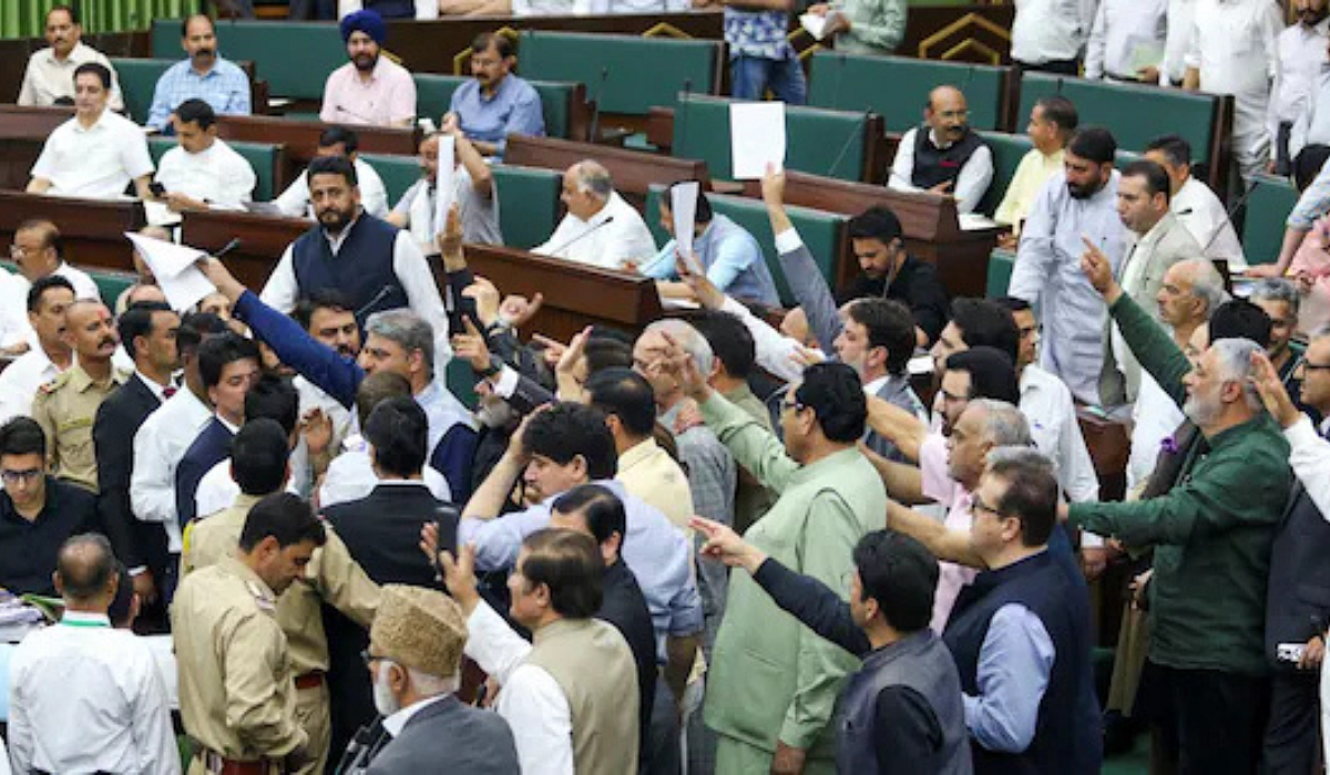 आतंक के खिलाफ एकजुटता का संदेश