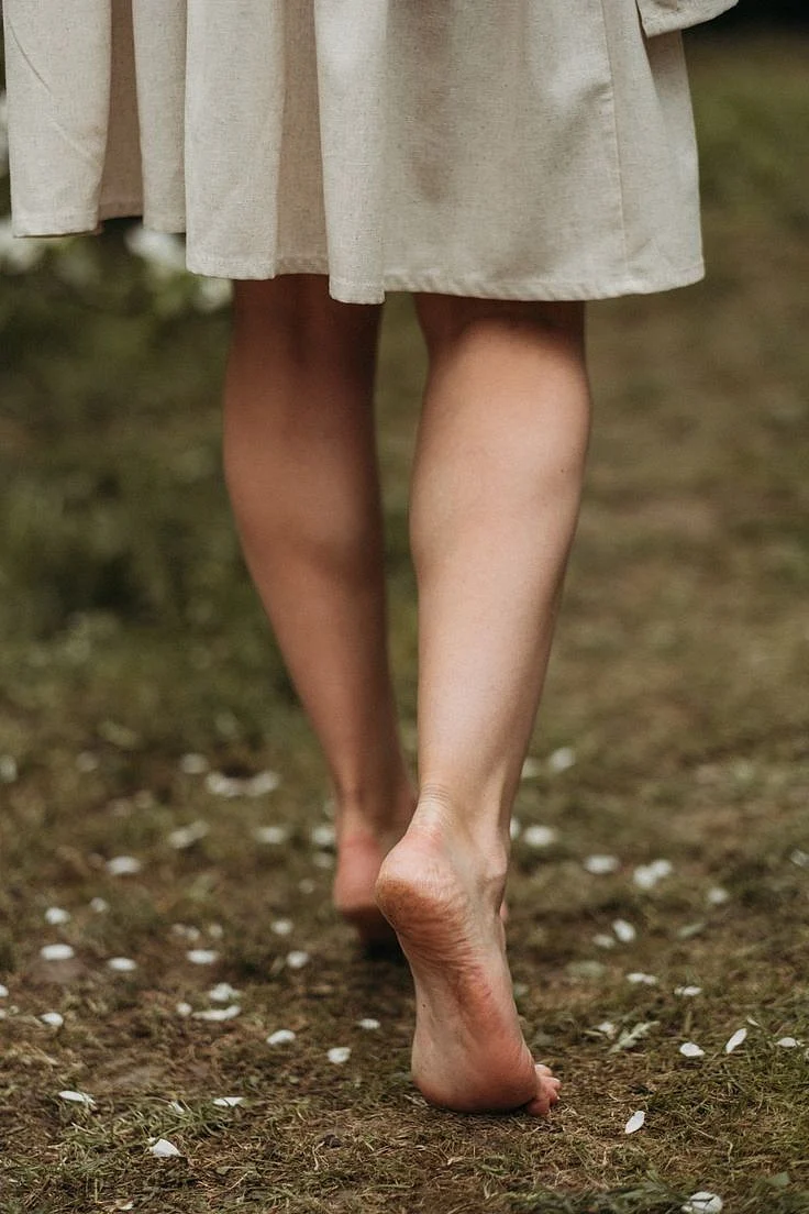 barefoot