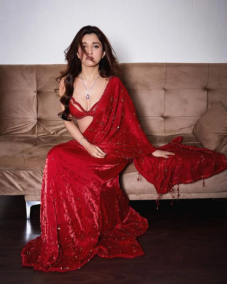 Nidhi Shah 9