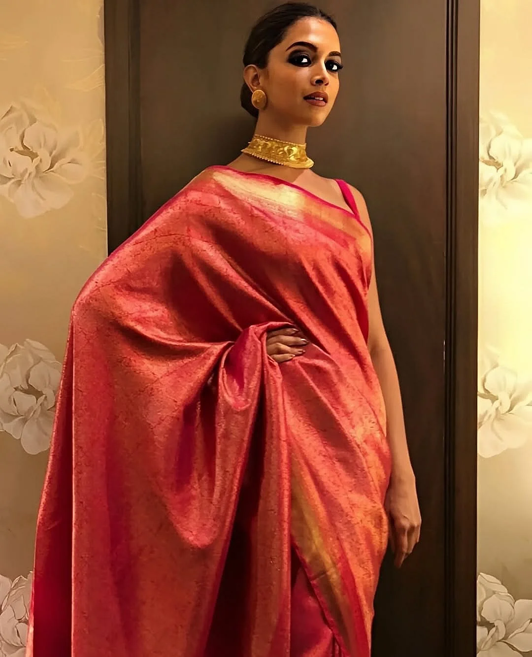Love To Wear Outfit Like Whatsapp 91 7874883484 BOOK YOUR ORDER NOW All designs can be cu