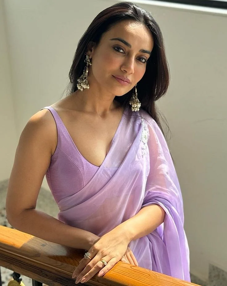 Surbhi Jyoti 4