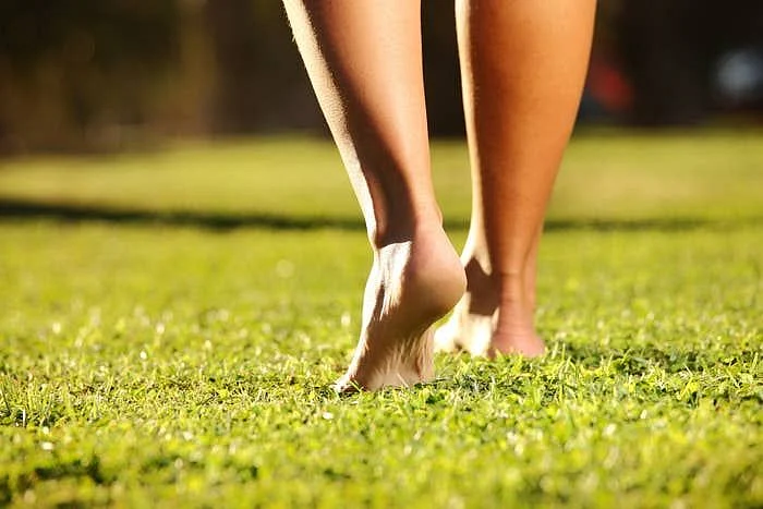 Walking on Grass 78