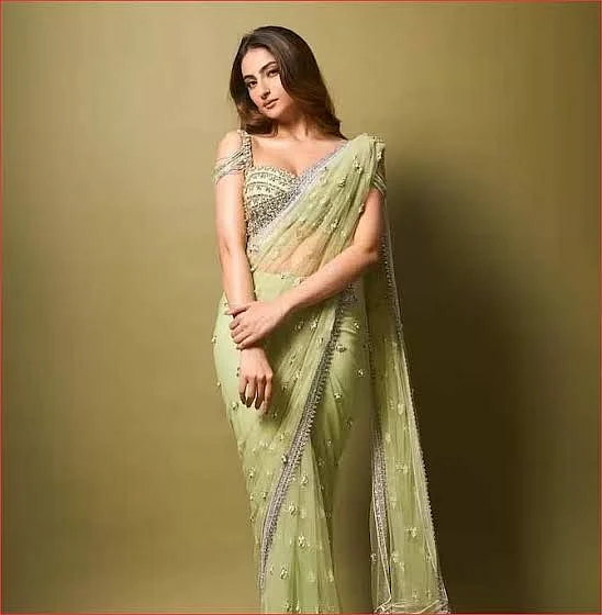 Palak Tiwari Saree Style