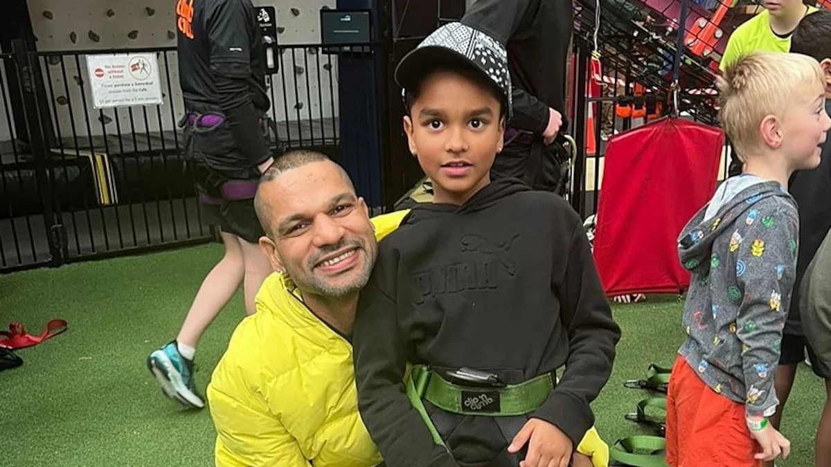 Shikhar Dhawan with his son