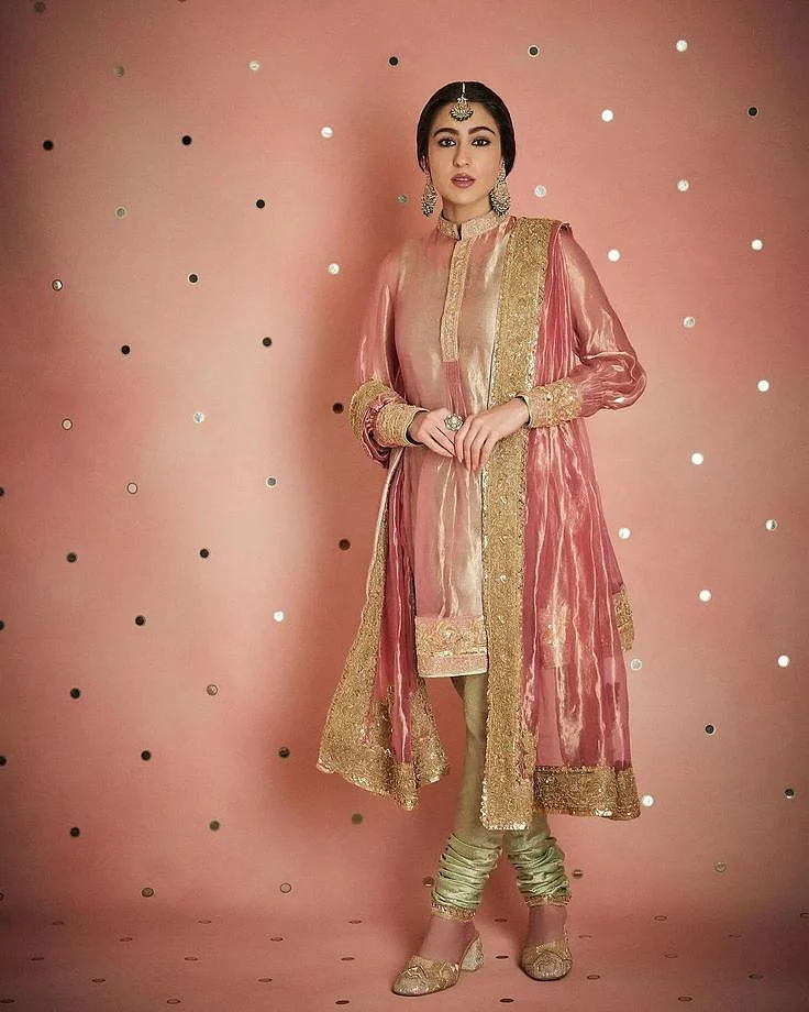 Sara Ali Khan Wore Her Dadi Sharmila Tagore s Zardosi Border Suit Re Created By Manish Malhotra