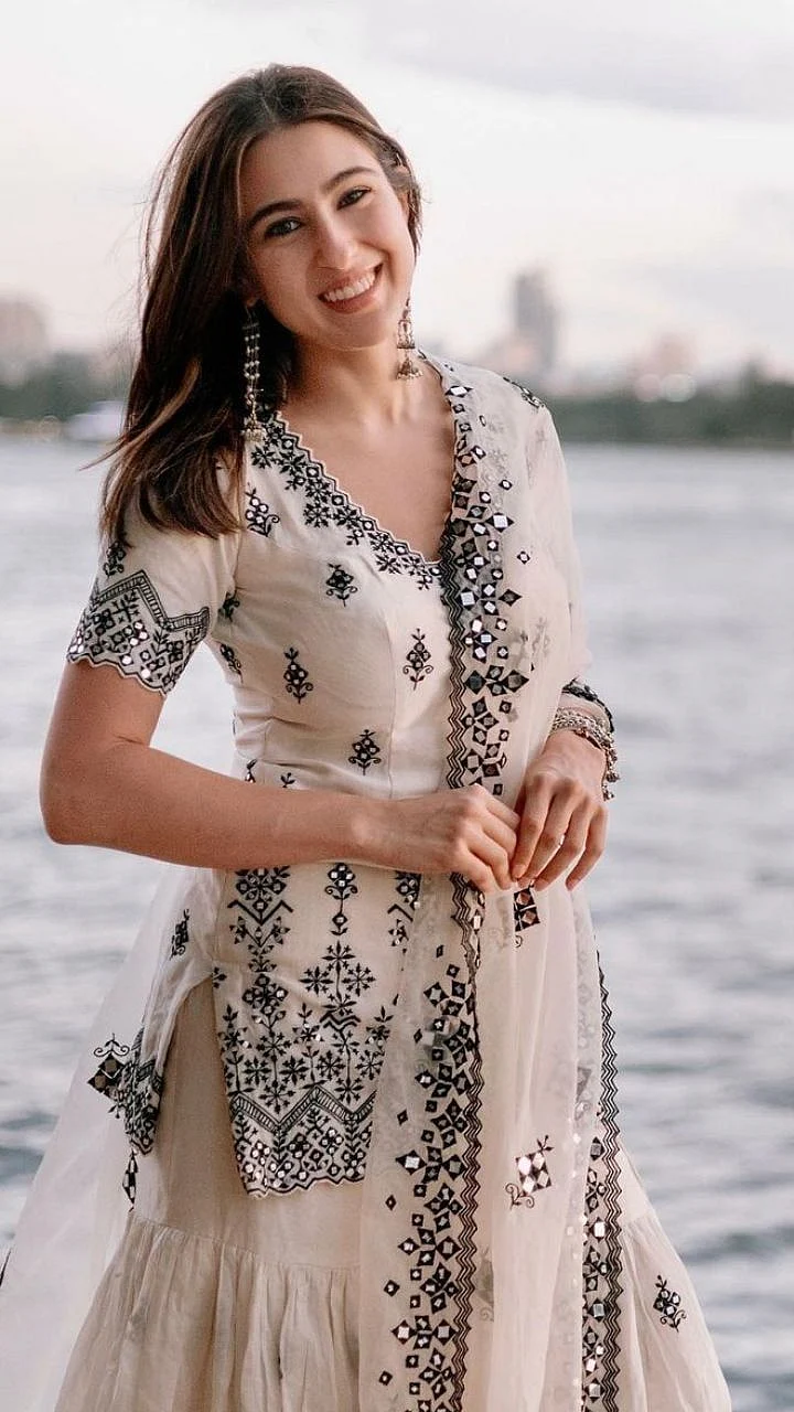 Sara Ali Khan s Stunning Ethnic Looks