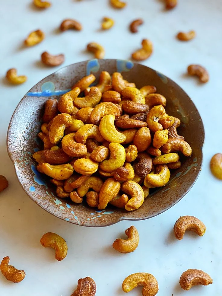 Roasted cashews. 1