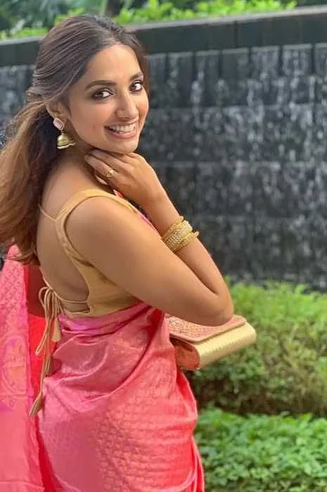 Jiya Shankar photos