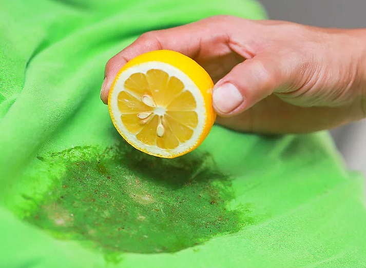 Lemon on oil stain 1