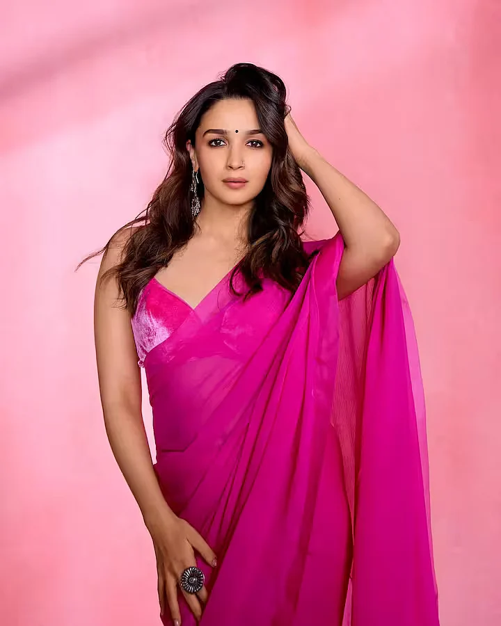 alia bhatt summer outfits