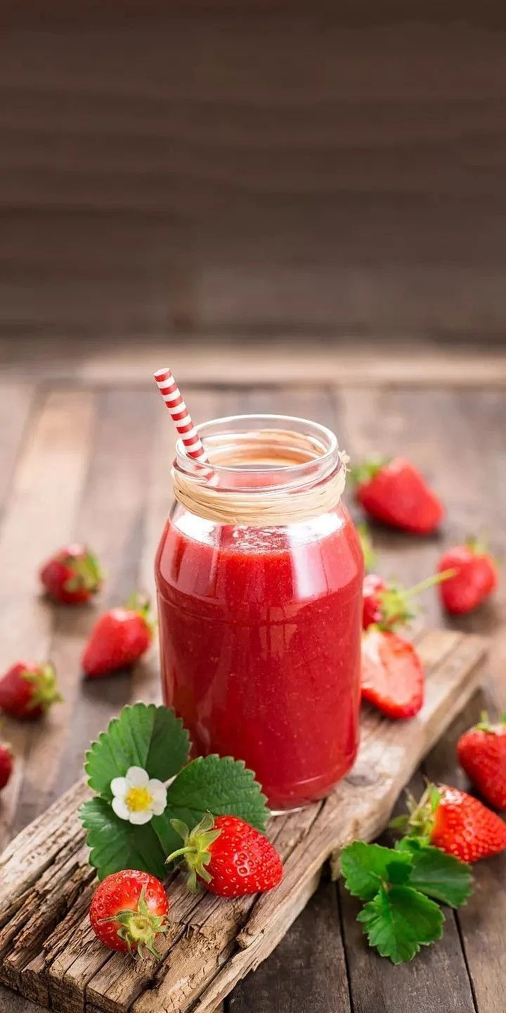 Strawberry Juice. 6