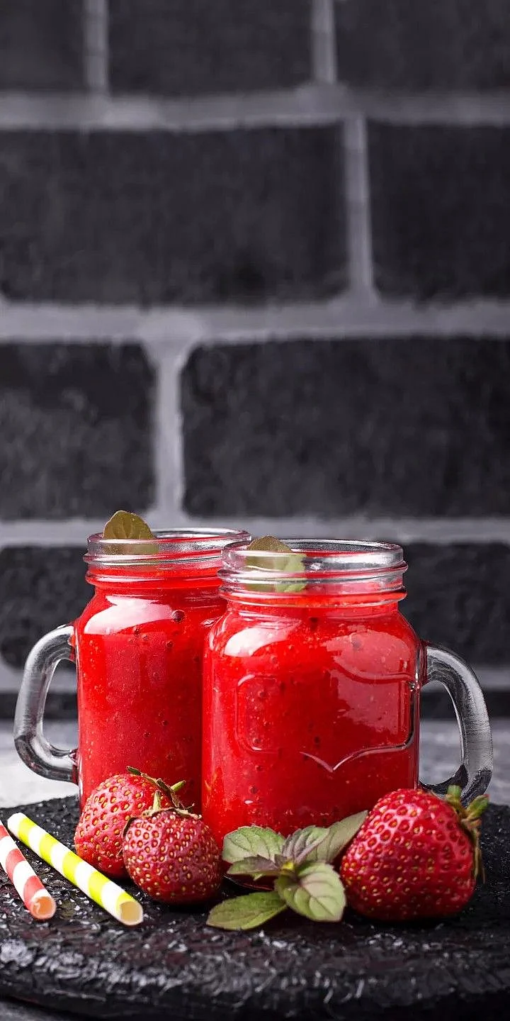 Strawberry Juice. 7