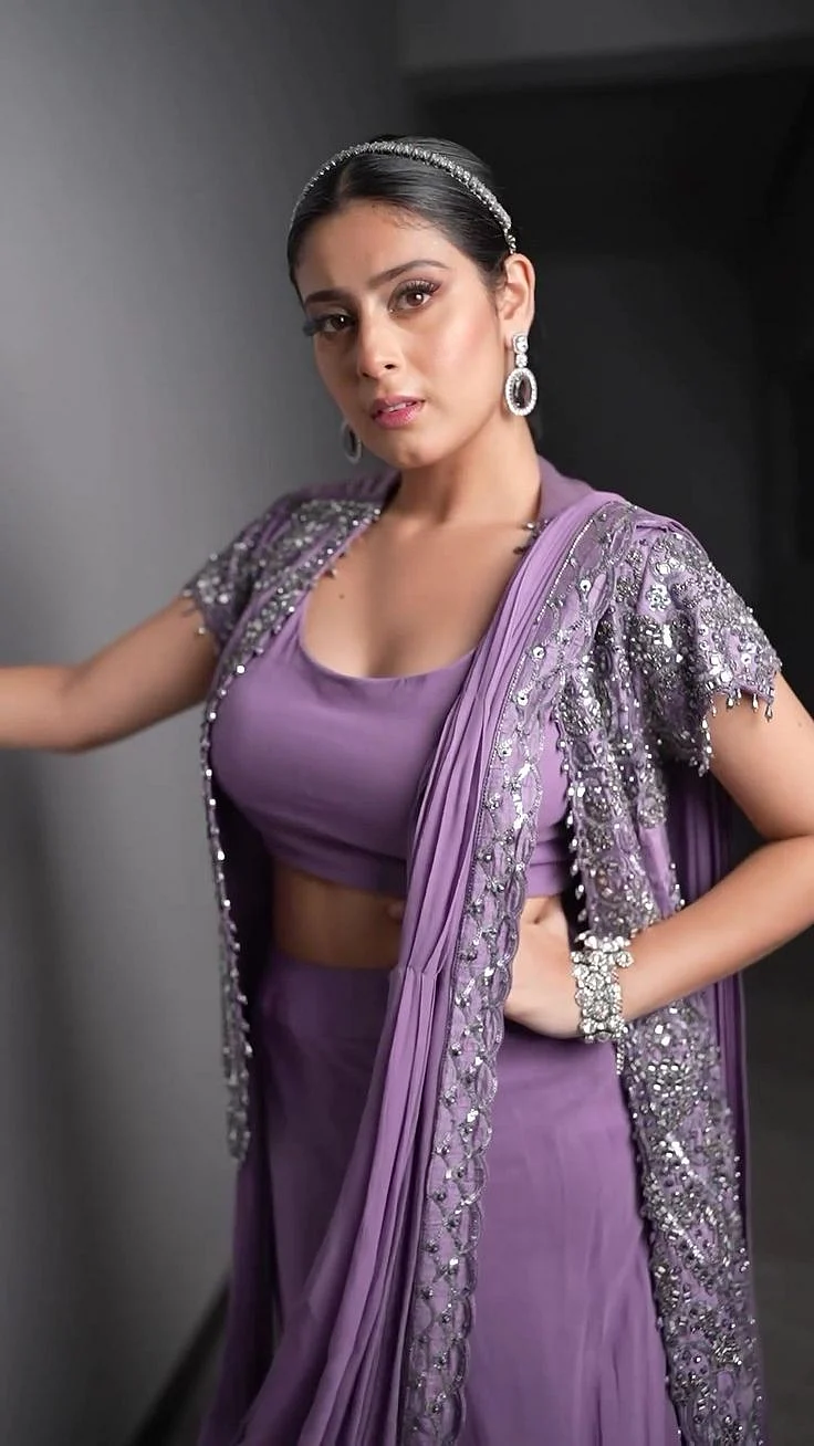 Isha Malviya 7