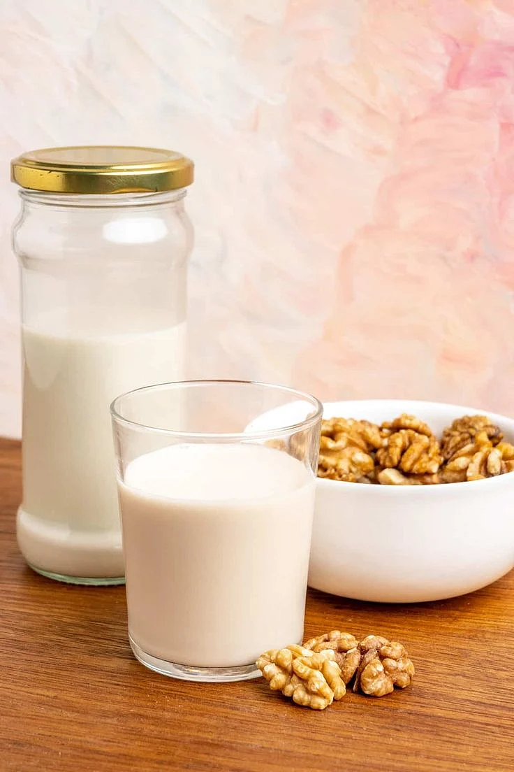 walnuts to milk