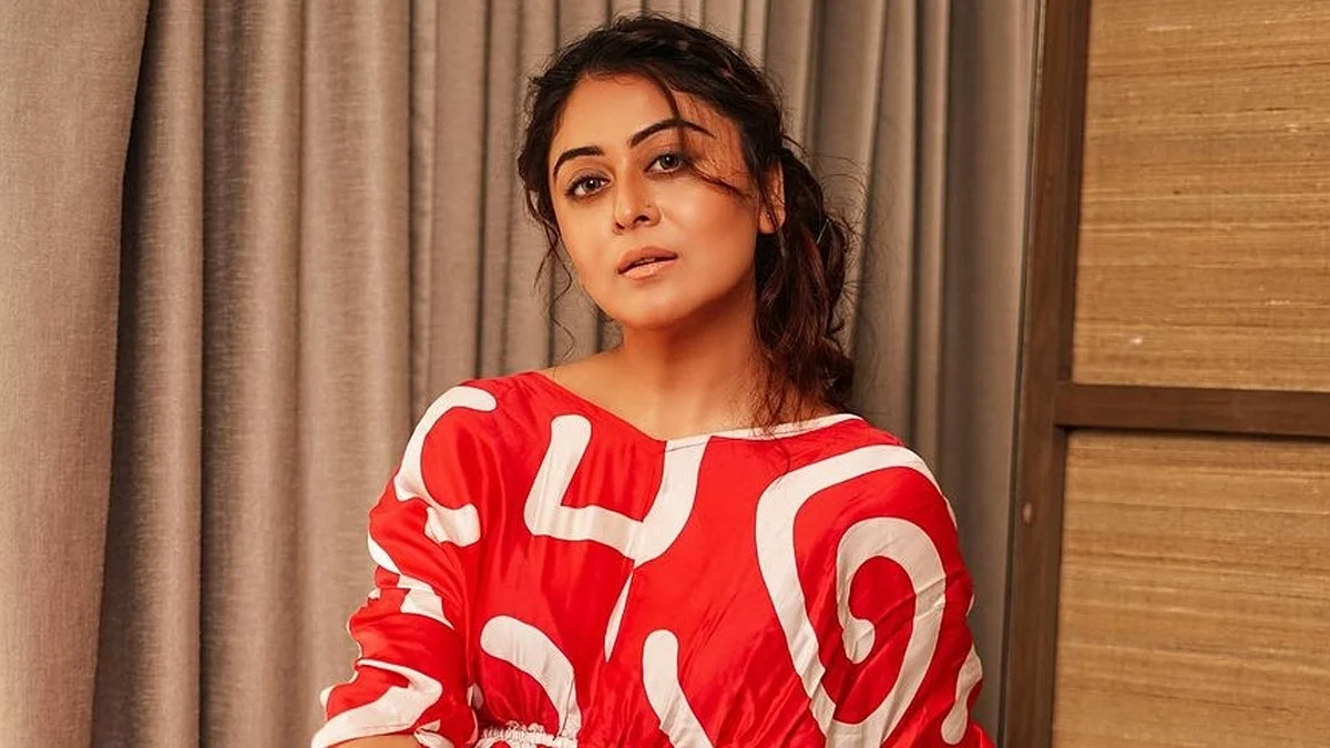falaq naaz
