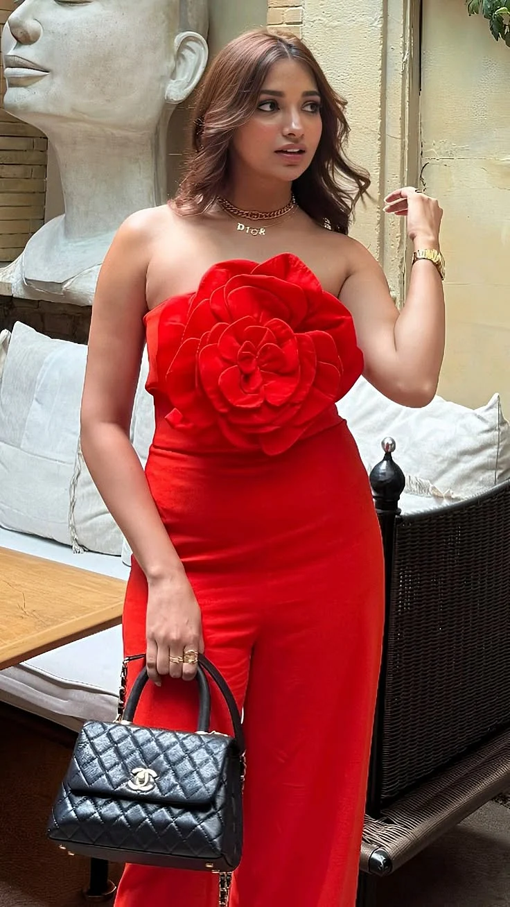 Jiya Shankar 8