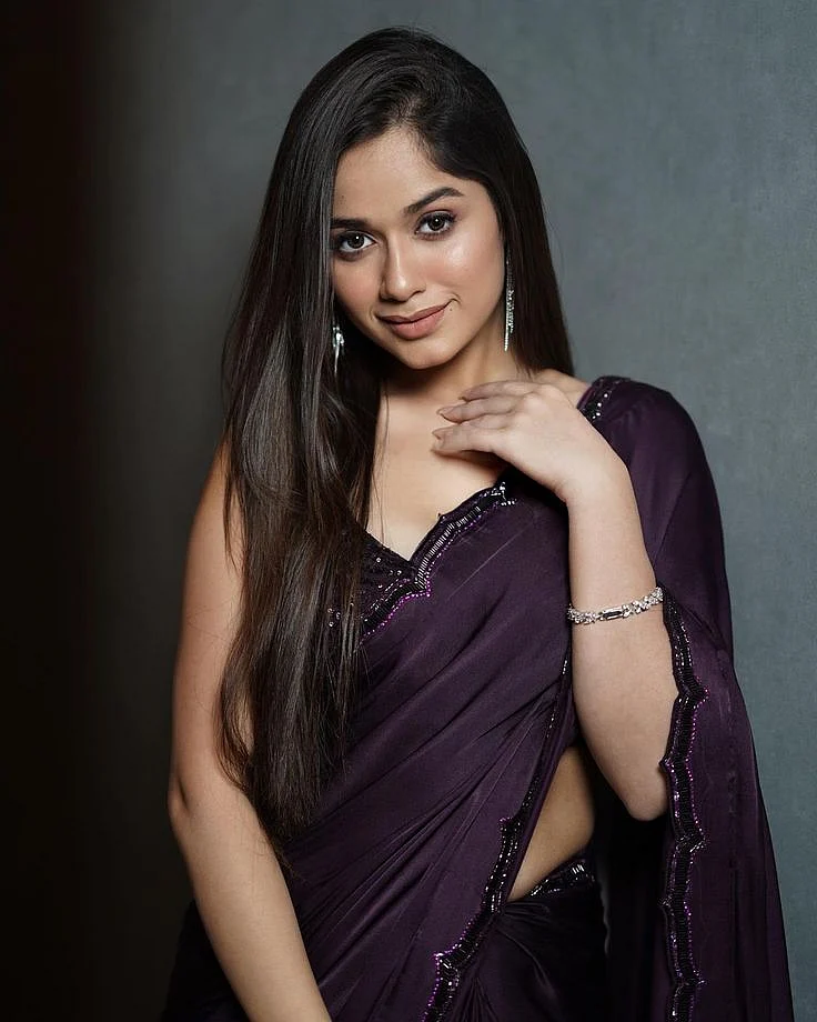 Hot actress pic update 21th Nov 2022