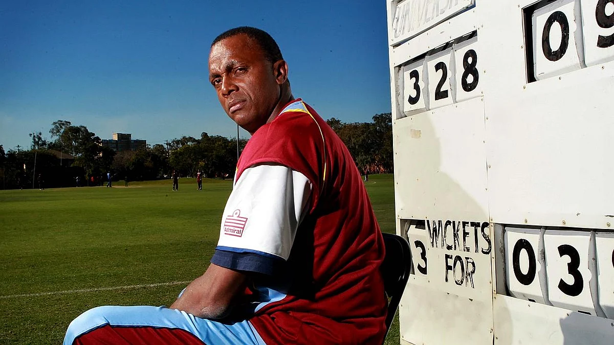 Courtney Walsh d