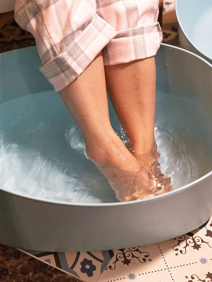 Cracked Heels. 1