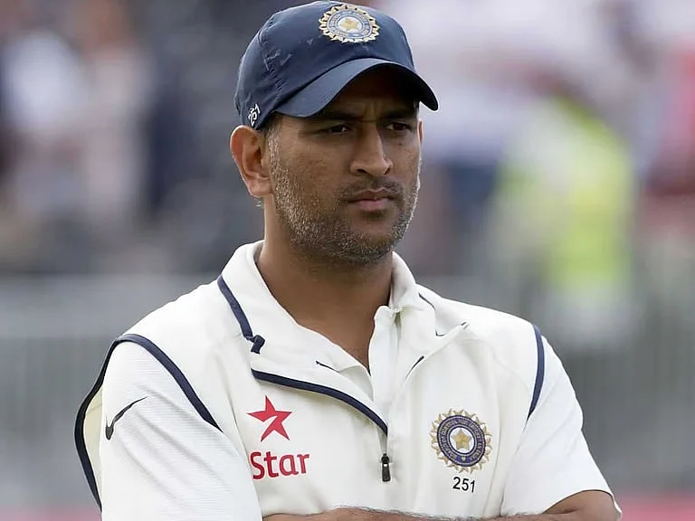 MS Dhoni 1747057402146
