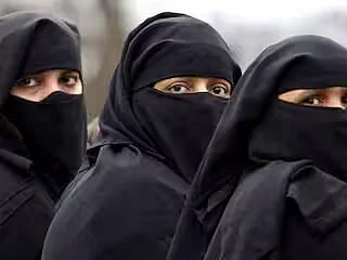 मुस्लिम मर्द अपने फायदे के लिए करते हैं चार शादियां