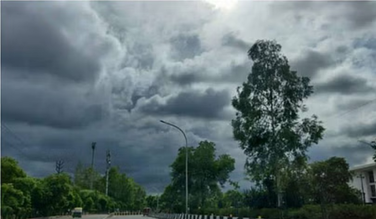तापमान और बारिश का हाल