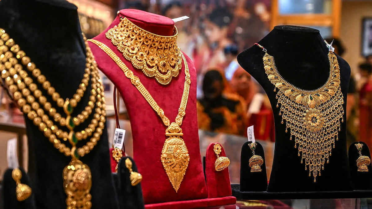 सोने-चांदी के भाव में बदलाव