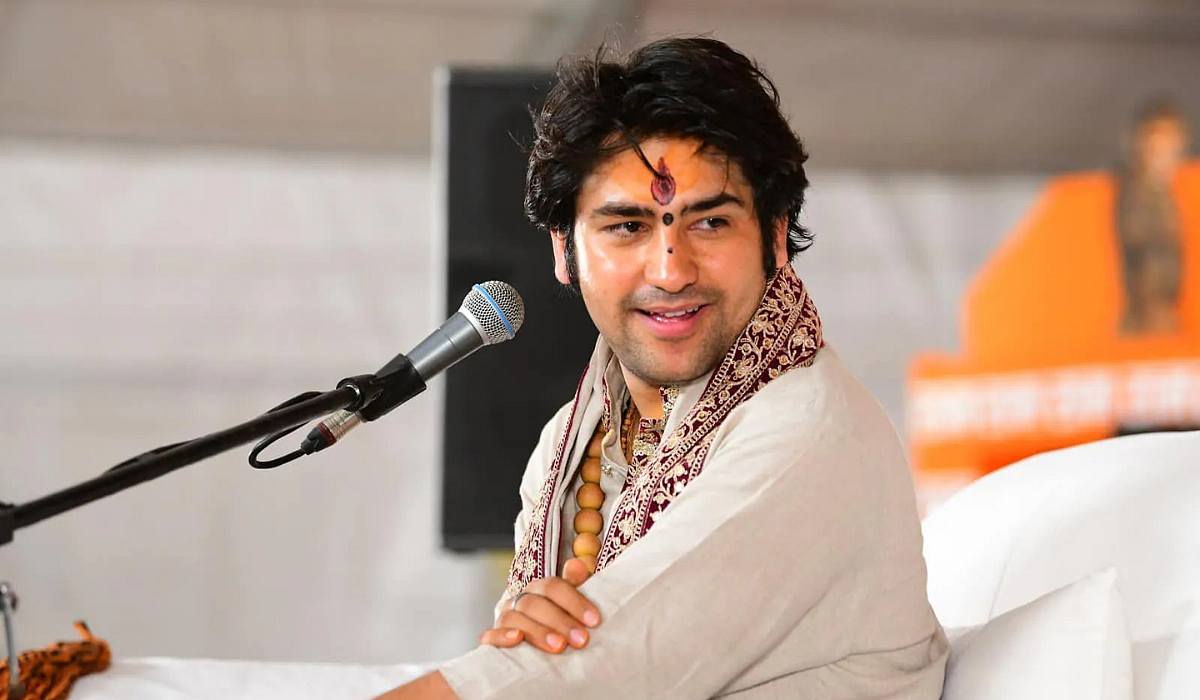 धीरेंद्र शास्त्री 