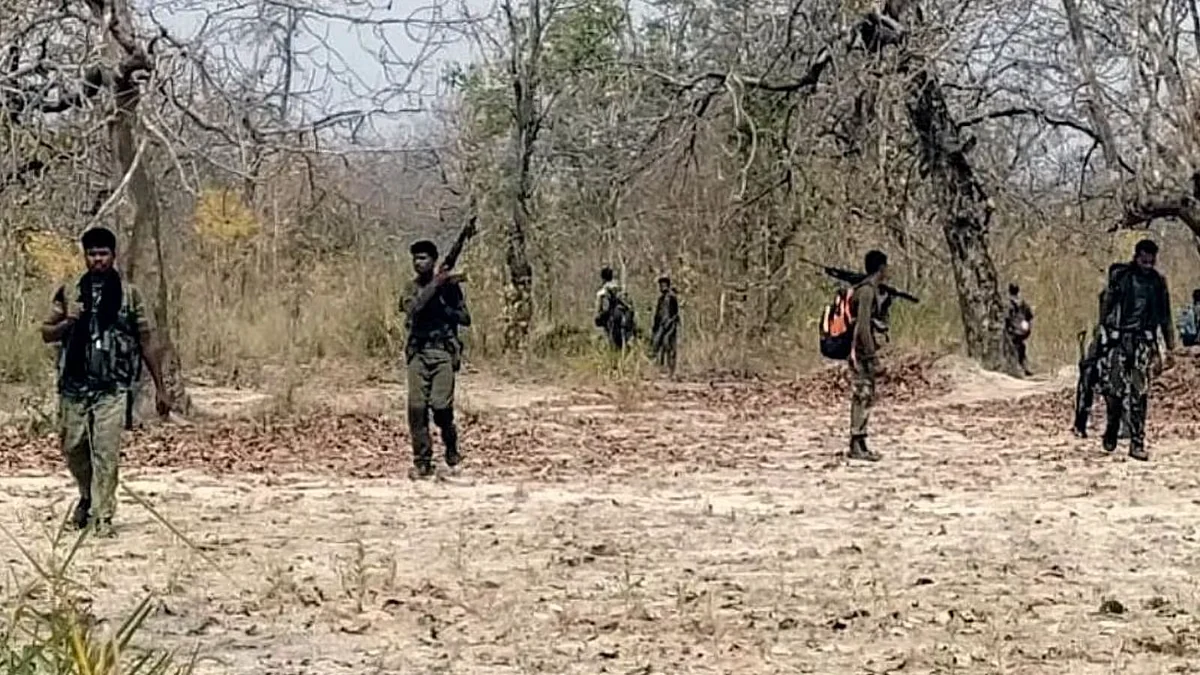  सुरक्षा बलों के साथ मुठभेड़