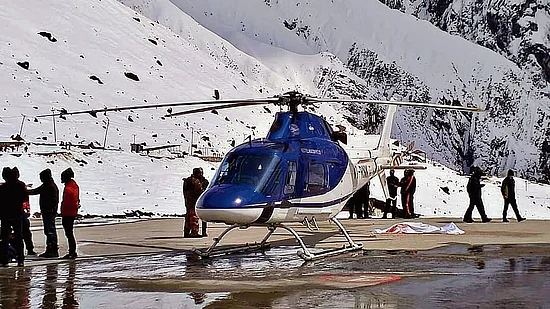 हेलीकॉप्टर की आपातकालीन लैंडिंग