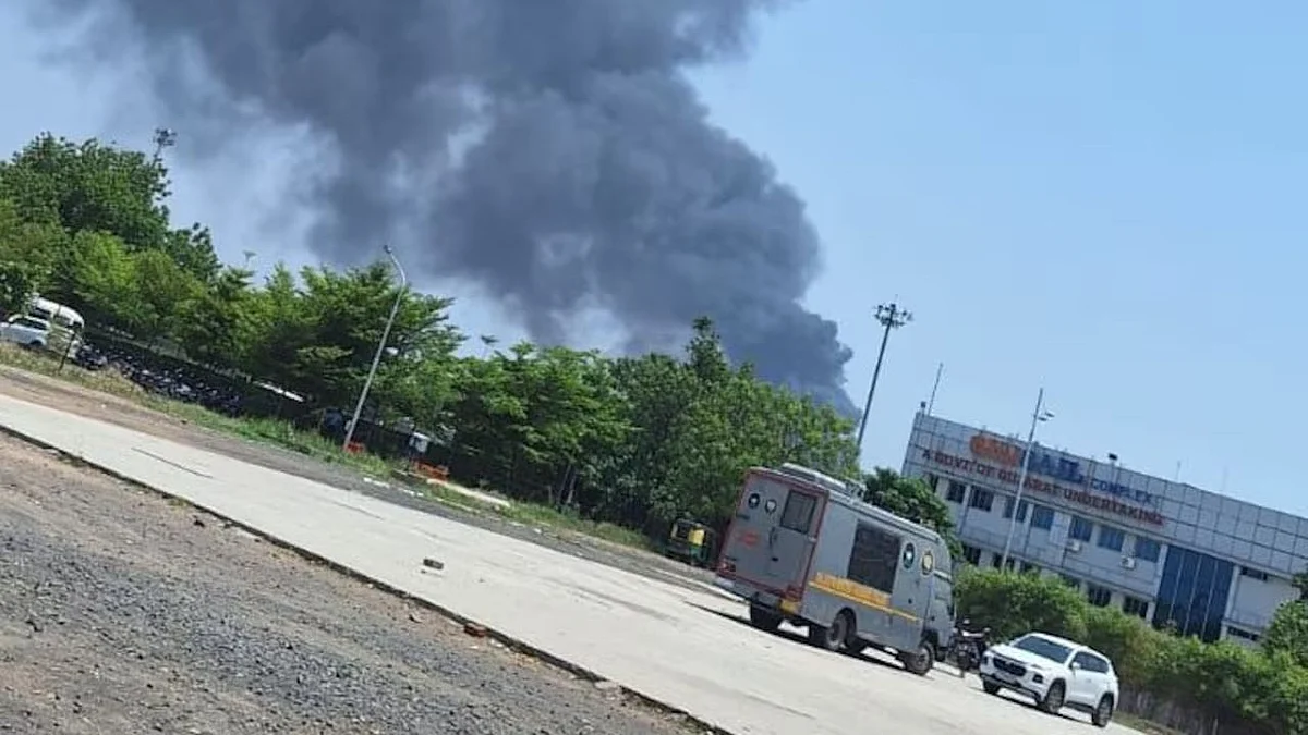 Ahmedabad Plane Crash: 
