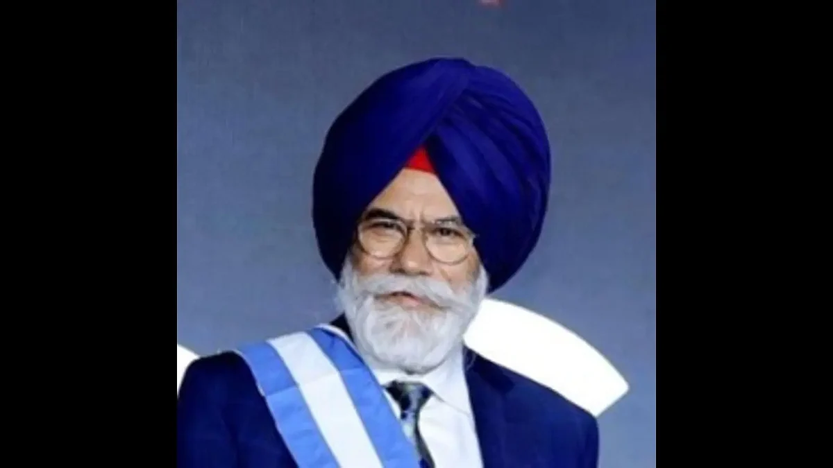 ਏਅਰਪੋਰਟ ਤੋਂ ਵਾਪਸ ਭੇਜੇ ਗਏ ਦਰਸ਼ਨ ਸਿੰਘ ਨੂੰ ਪ੍ਰਵਾਸੀ ਭਾਰਤੀ ਸਨਮਾਨ