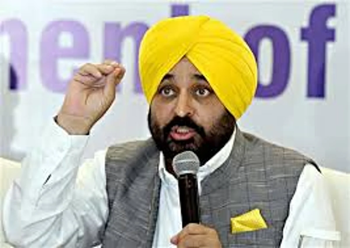 ਬੇਰੁਜ਼ਗਾਰ ਡੀਪੀਈ ਅਧਿਆਪਕਾਂ ਨੇ ਆਪਣੀ ਮੰਗਾ ਮਨਾਉਣ ਲਈ ਮਾਨ ਦਾ ਕਾਫਲਾ ਰੋਕਿਆ