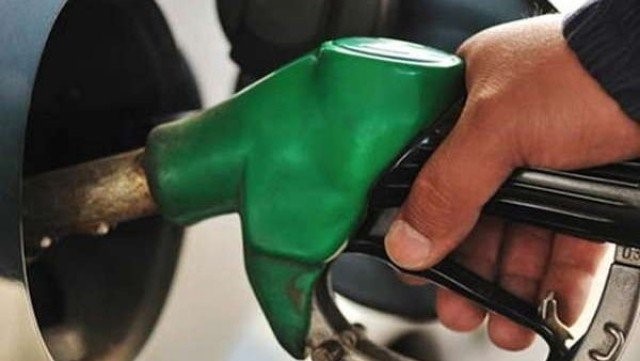 خام تیل کے دام 7 سال کی بلند ترین سطح پر، حوثی باغیوں کے یو اے ای پر حملہ اور یوکرین تنازعہ کا اثر