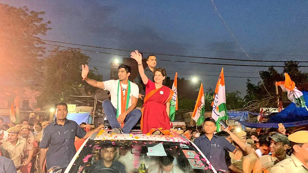 انتخابی مہم کے آخری دن پرینکا گاندھی کا طوفانی دورہ، 4 ریلیوں سے کریں گی خطاب
