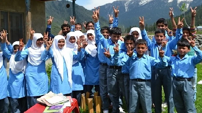 جموں و کشمیر: تشدد سے پیدا زخموں پر محبت اور امن کے پیغام کا مرہم
