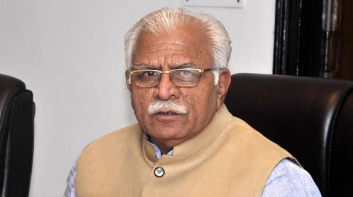 ہریانہ: وزیرِ اعلیٰ کھٹّر کی وعدہ خلافی سے پریشان تھا نوجوان، کھٹر کے سامنے کی خود سوزی